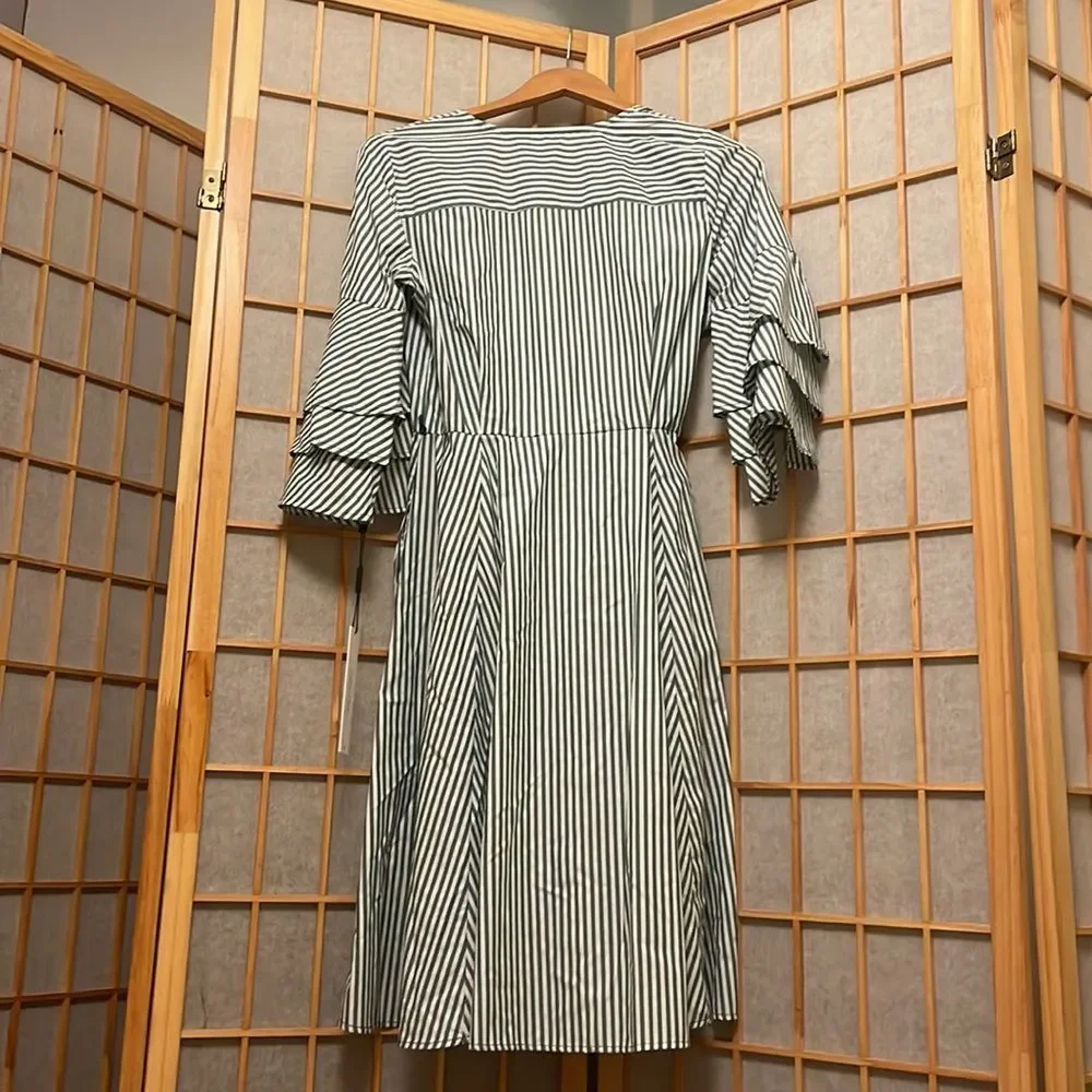 NWT Calvin Klein wrap dress - Picture 5 of 5